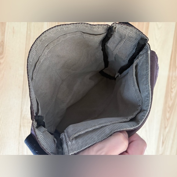 Carhartt Crossbody Wine Color Bag Women's Crossbody Carry All Tote Purse Snap - Picture 9 of 11